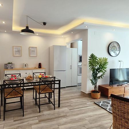 Sea View Apartment In Benalmádena Eksteriør bilde
