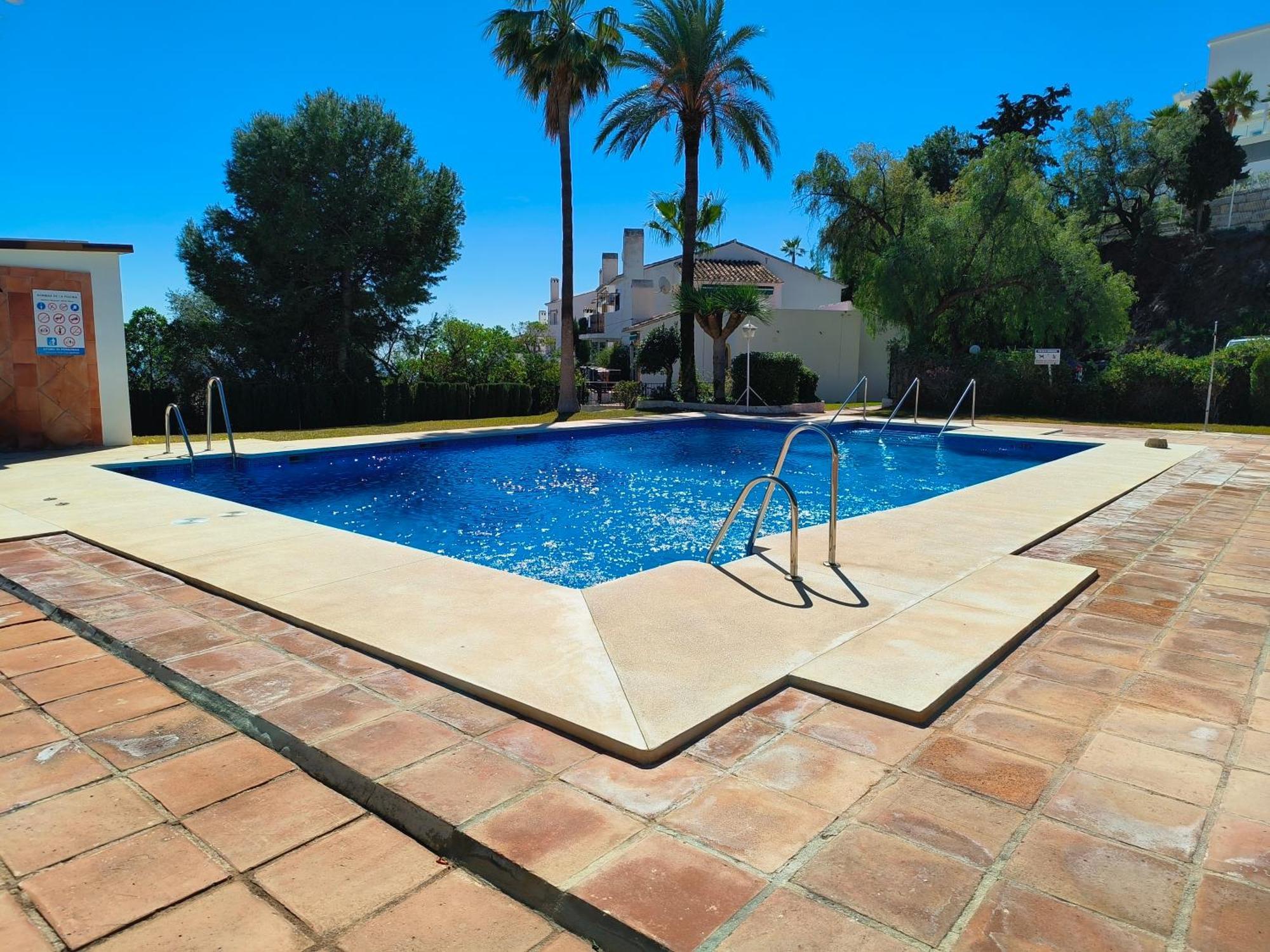 Sea View Apartment In Benalmádena Eksteriør bilde
